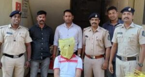 Man trying to flee from Goa after stealing Rs 3.34 lakh worth gold bracelet arrested at Dabolim Airport