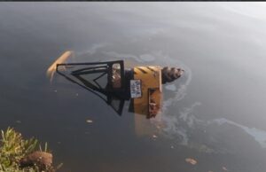 Crane falls into river at Vaghurme, Ponda; Operator meets watery grave