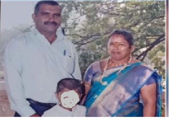 Karwar businessman Shyam Patil residing at Dabolim commits suicide along with wife & son due to financial crisis