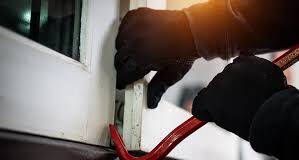 Three shops burgled in Margao; traders seek tighter night security