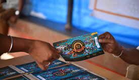 Unprecedented crowd queues up to purchase Ganeshotsav lottery tickets at Quepem