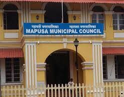 Mapusa Municipality takes up anti encroachment drive