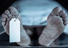 Dead body found near railway junction at Mayem