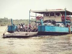 Chorao-Ribandar ferry ramp breaks while in water; passengers rescued after 2 hours