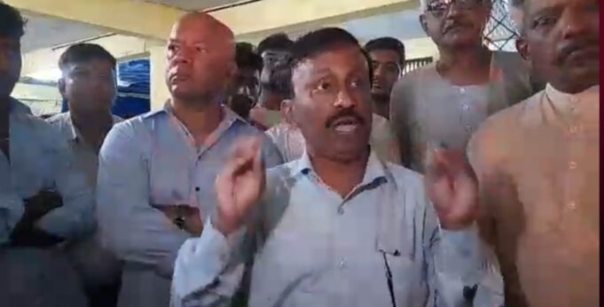HSS Principal suspended for taking students to masjid for workshop: School Mgt Chairman
