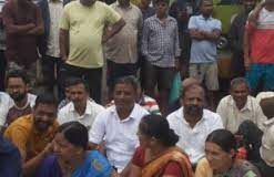 Kankumbi Villagers withdraw protest following assurance of speedy road repair by NHAI officials