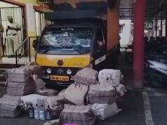 Karwar police seized Rs 1.18 lakh worth Goa made illegal liquor at Karwar