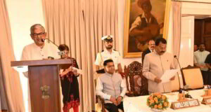 Nuvem MLA Aleixo Sequeira sworn-in as minister in Sawant cabinet
