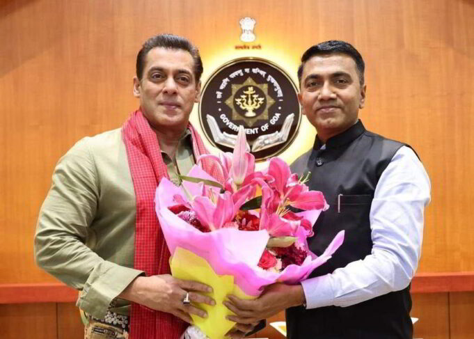 Salman Khan meets CM Pramod Sawant at Altinho after Red Carpet walk