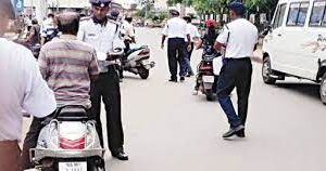 4.38 lakh traffic rule violators fined to the tune of Rs 25.68 crore in first 10 months of 2023