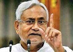 Bihar CM Nitish Kumar submits his resignation to Governor