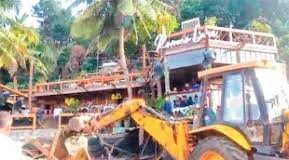 Authorities conduct demolition drive against constructions in NDZ at Vagaor