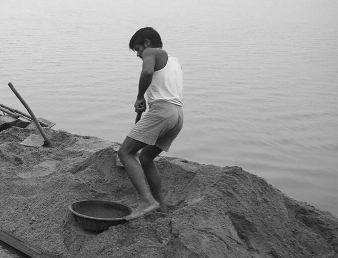 Conduct inquiry and fix responsibility within 4 months over illegal sand mining at Ragada river: High Court to govt