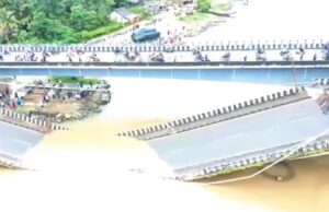 41-year-old bridge over Kali river at Karwar collapses; no casualties reported