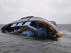 Fishing boat capsizes in Chapora river; all 4 onboard rescued