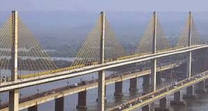 Old Mandovi bridge thrown open for vehicular traffic