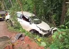 Collem man injured in horrific car crash at Kadamba road yesterday succumbs