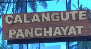 Calangute panchayat demolishes encroachments along road at Gauravaddo