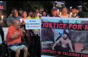 Candle light protest against daylight attack on activist Rama Kankonkar at Caranzalem