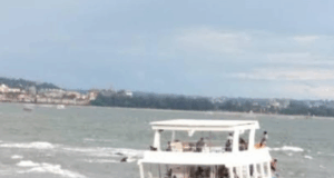 42 rescued from cruise boat & dinghy at Aguada Bay after rough weather