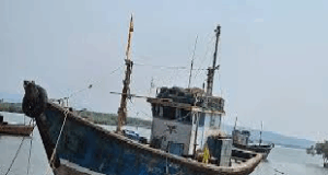 Fishing canoe from Talpona traced at Ankola; crew safe