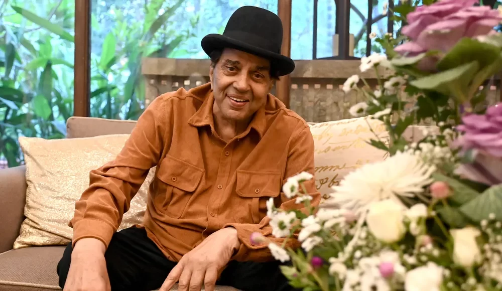 IFFI cancels all entertainment programmes today following Bollywood star Dharmendra’s demise