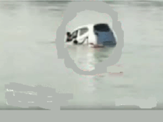 Car slips off Sarmanas ferry ramp, plunges into river; driver escapes unhurt