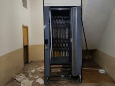 70-years-old woman died after lift crashes on her at Colva building