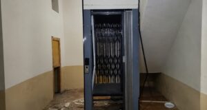 70-years-old woman died after lift crashes on her at Colva building