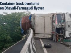 Container truck overturns on Dhavali-Farmagudi flyover, driver injured