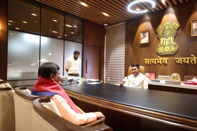 West Bengal Speaker met me in his official capacity: CM Sawant