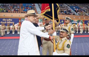 Amit Shah presents President’s Colour to Goa Police