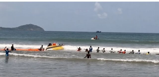 capsizes