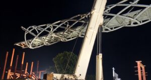 Bambolim footbridge installation postponed to next sunday after lifting snag